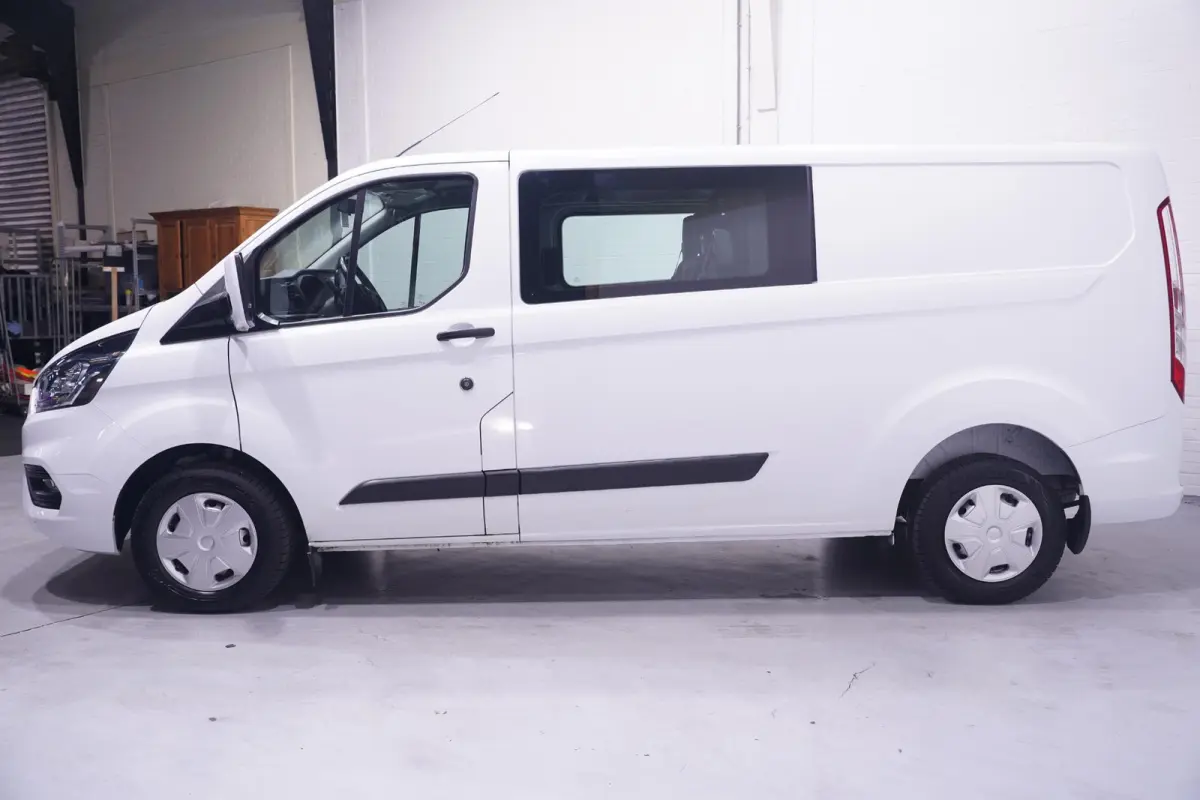 2.0 TDCI 130 pk L2 Dubbel Cabine 5-Zits Trend Airco, Cruise Control, Opbergkast Laadruimte, PDC V+A