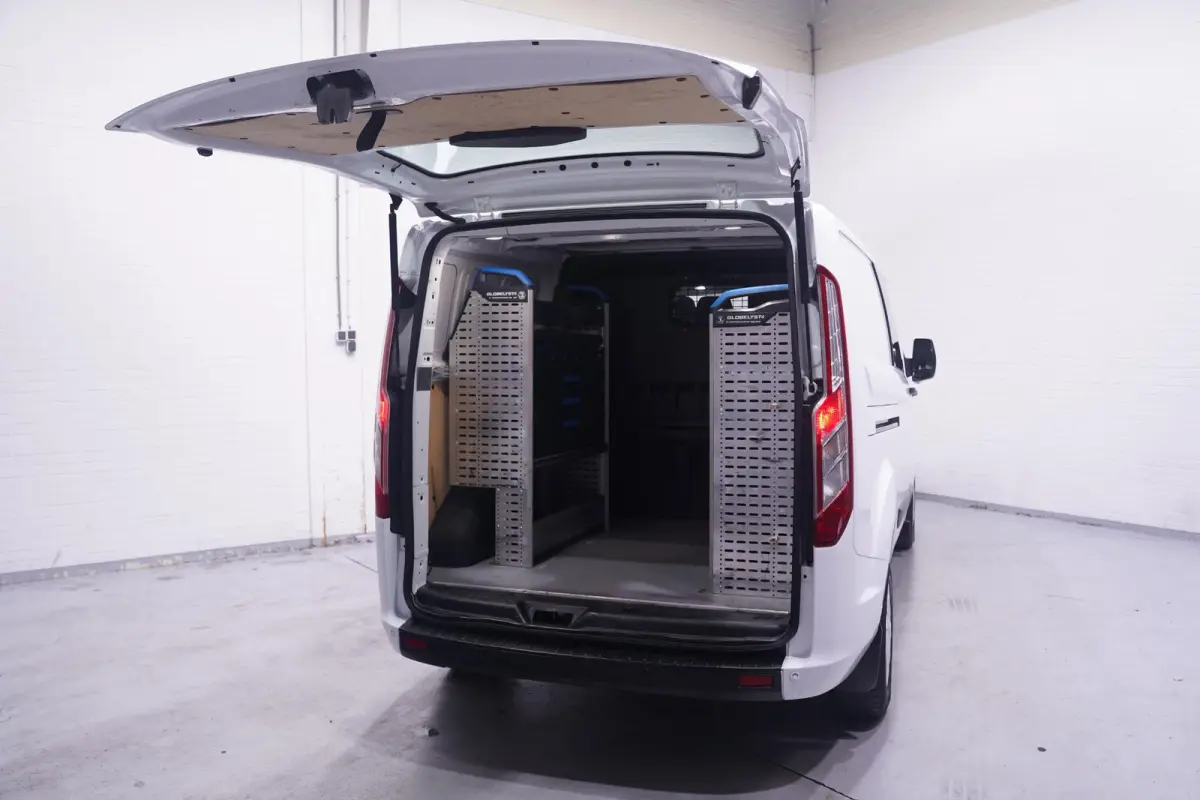 2.0 TDCI 130 pk L2 Dubbel Cabine 5-Zits Trend Airco, Cruise Control, Opbergkast Laadruimte, PDC V+A