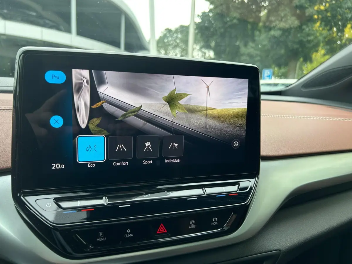 Pro Style 77 kWh 204pk (Panoramadak,Navi,Acc)