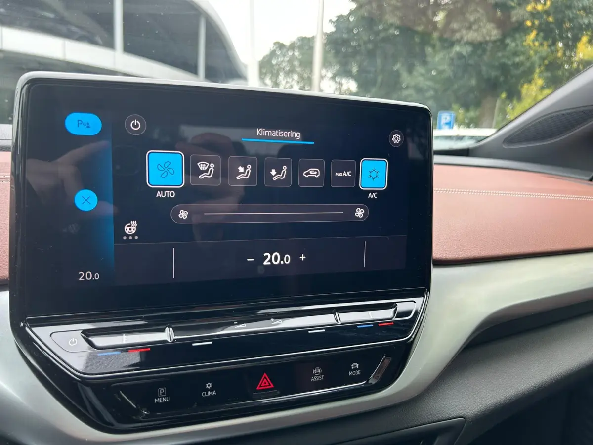 Pro Style 77 kWh 204pk (Panoramadak,Navi,Acc)