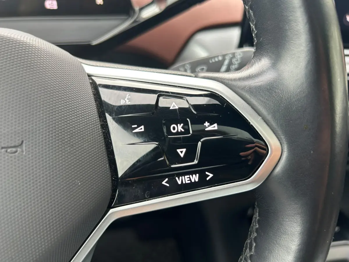 Pro Style 77 kWh 204pk (Panoramadak,Navi,Acc)