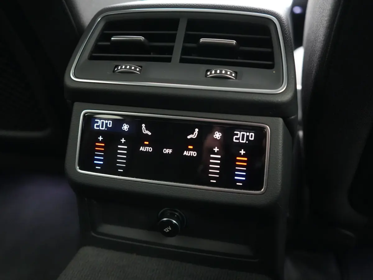 50 TFSI e Quattro PHEV 300pk Dealer O.H | Head Up | Bang & Olufsen Audio | Cruise Control | Sportstoelen Verwarmd | Apple Carplay | Navigatie | Virtual | DAB | 18"L.M |