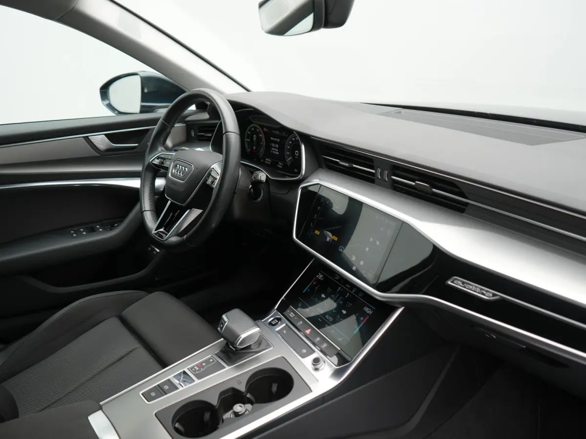 50 TFSI e Quattro PHEV 300pk Dealer O.H | SOH 88,7% | | Head Up | Bang & Olufsen Audio | Cruise Control | Sportstoelen Verwarmd | Apple Carplay | Navigatie | Virtual | DAB | 18"L.M |