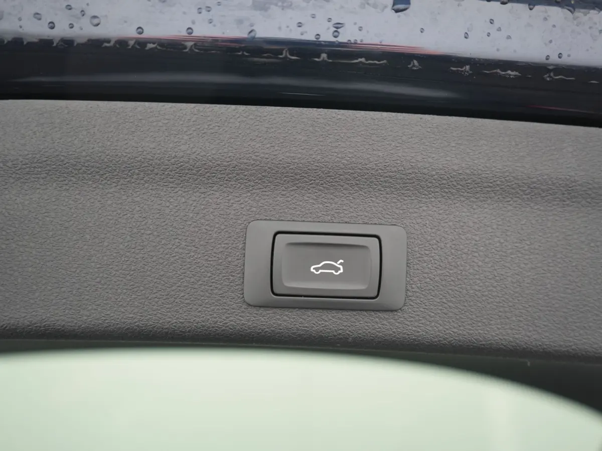 50 TFSI e Quattro PHEV 300pk Dealer O.H | Head Up | Bang & Olufsen Audio | Cruise Control | Sportstoelen Verwarmd | Apple Carplay | Navigatie | Virtual | DAB | 18"L.M |
