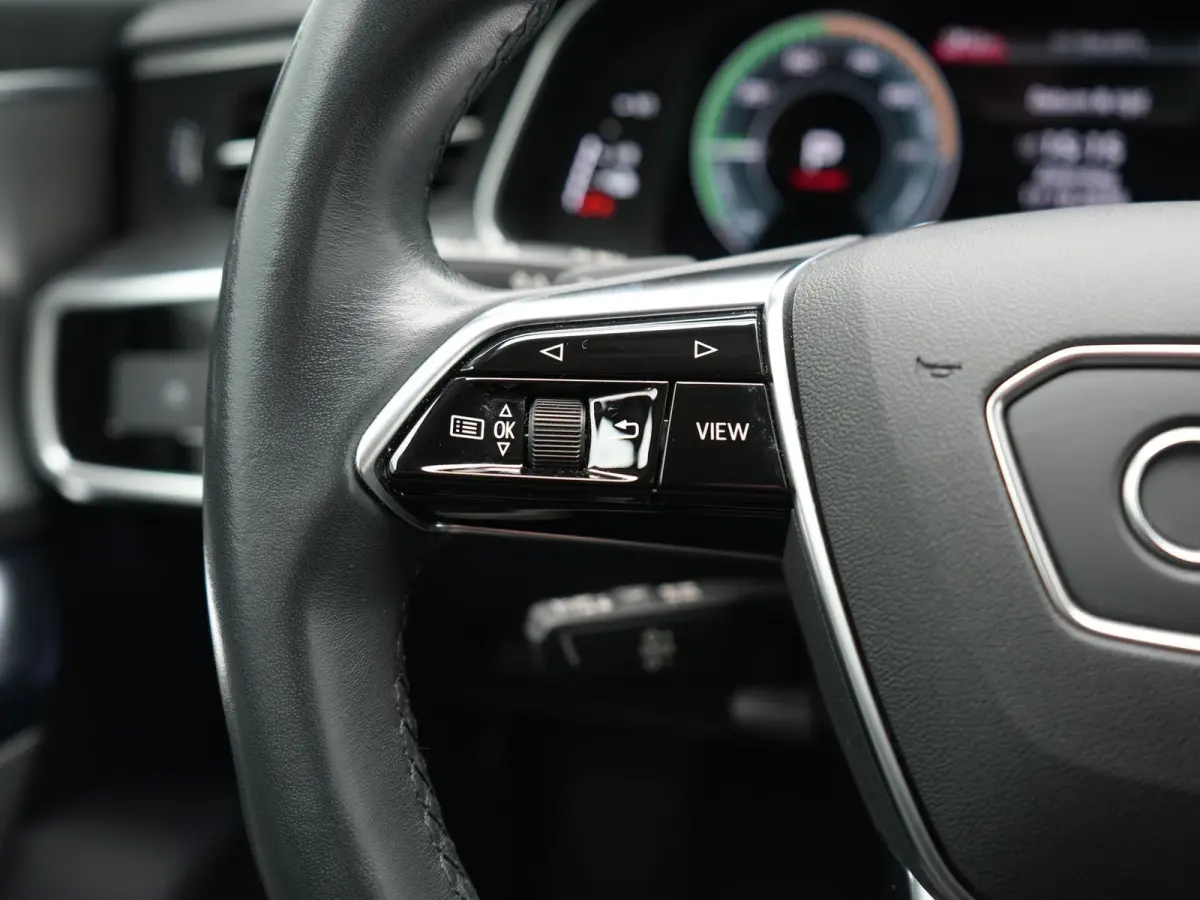 50 TFSI e Quattro PHEV 300pk Dealer O.H | Head Up | Bang & Olufsen Audio | Cruise Control | Sportstoelen Verwarmd | Apple Carplay | Navigatie | Virtual | DAB | 18"L.M |