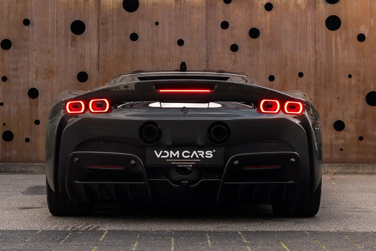4.0 V8 | Assetto Fiorano | Carbon | Carplay | JBL | FULL PPF |