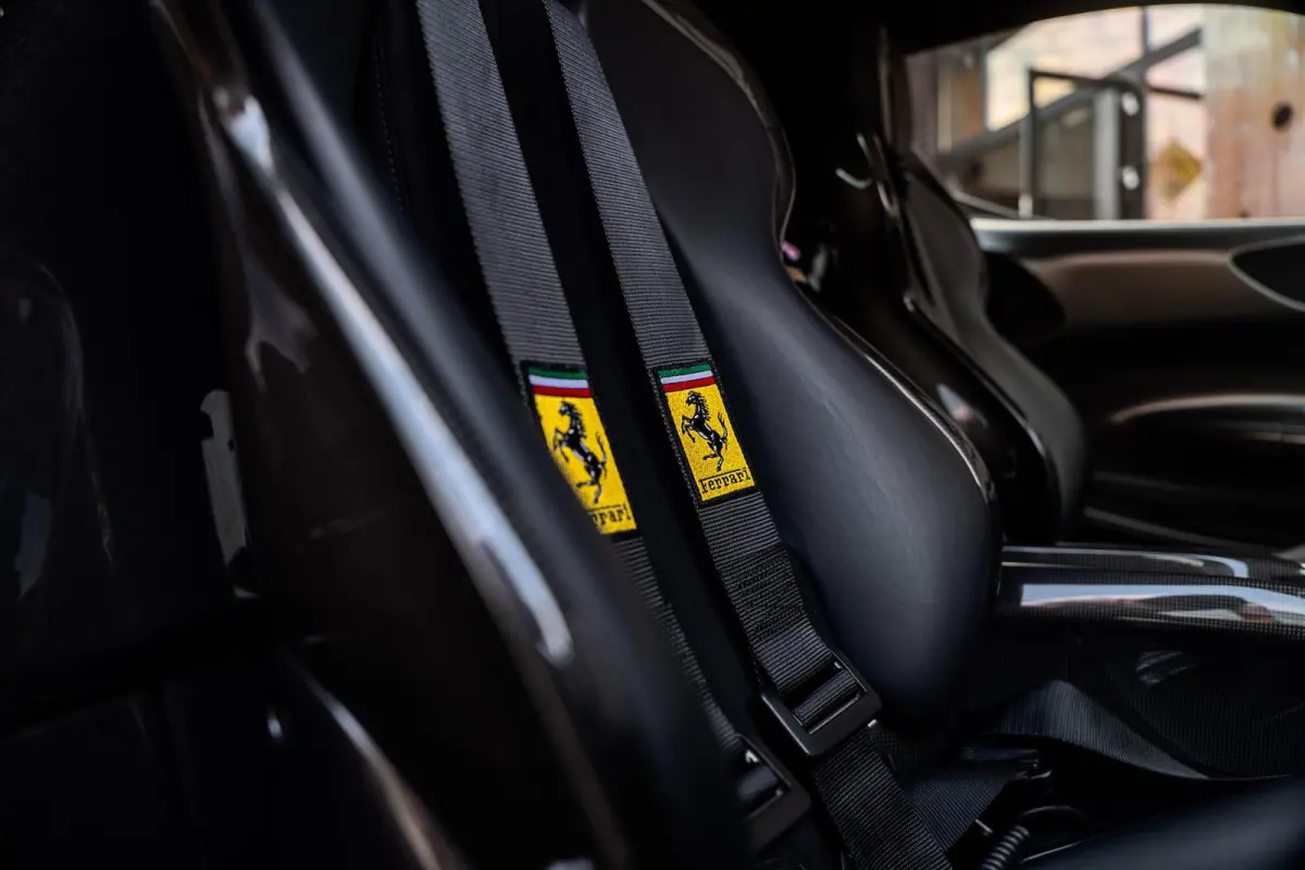4.0 V8 | Assetto Fiorano | Carbon | Carplay | JBL | FULL PPF |