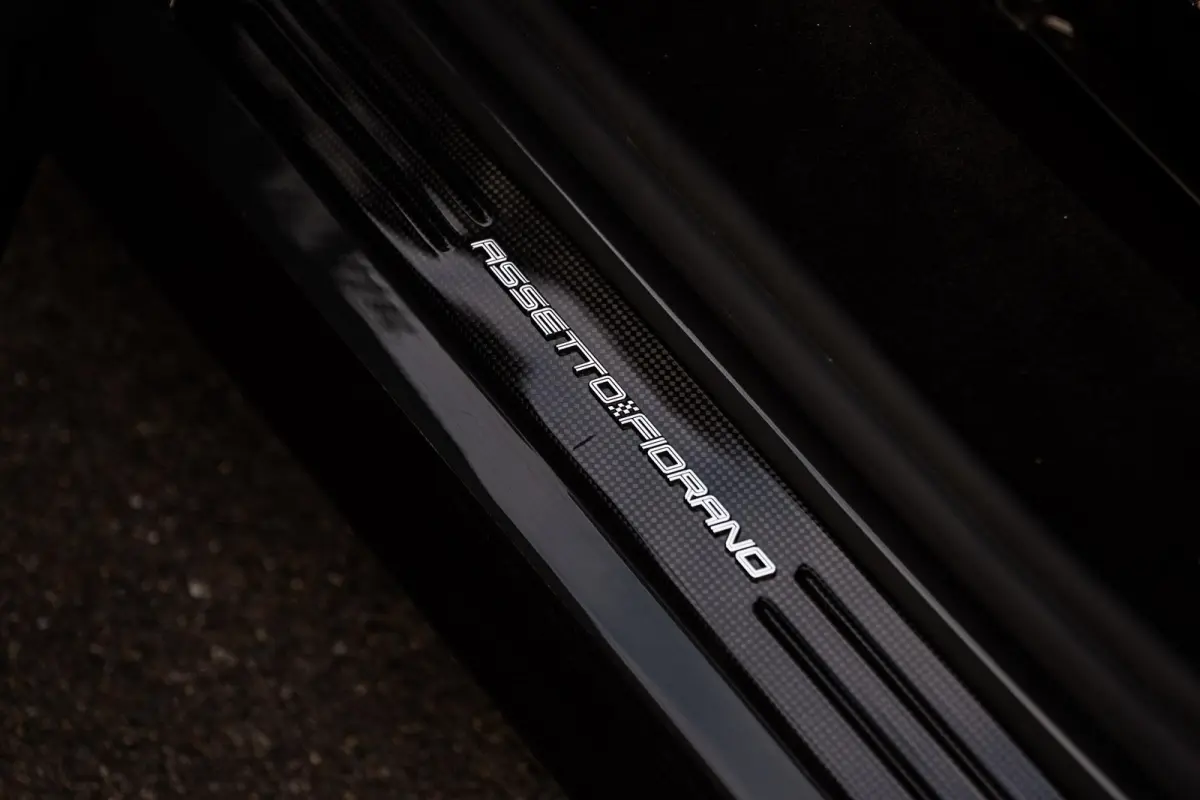 4.0 V8 | Assetto Fiorano | Carbon | Carplay | JBL | FULL PPF |