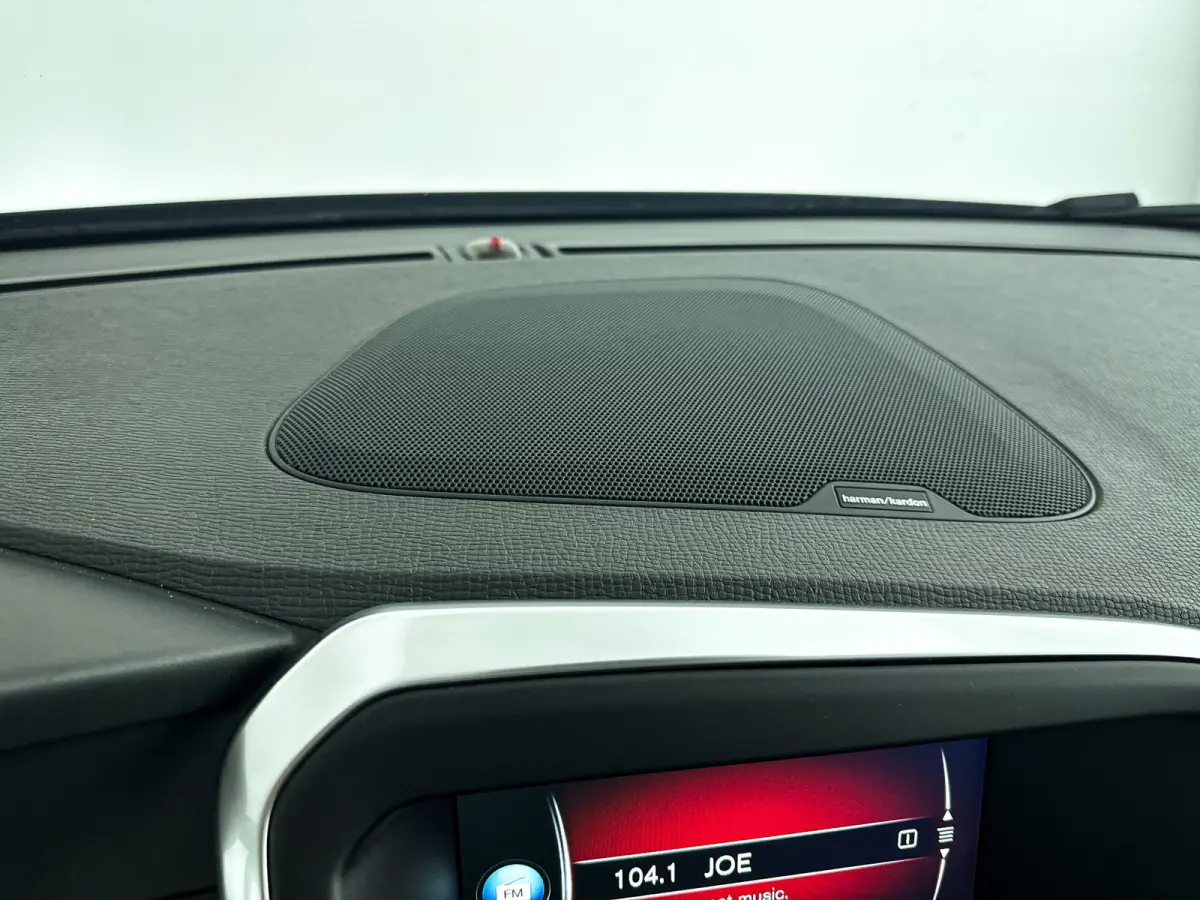 2.0 T5 FWD Ocean Race | Panoramadak | Park assist | Harman Kardon | Stoelverwarming