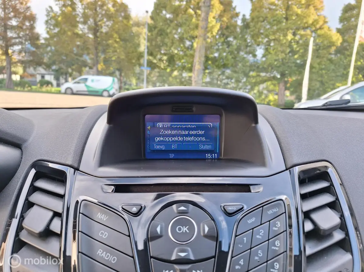 1.0 ECOBOOST TITANIUM • Cruise Control •