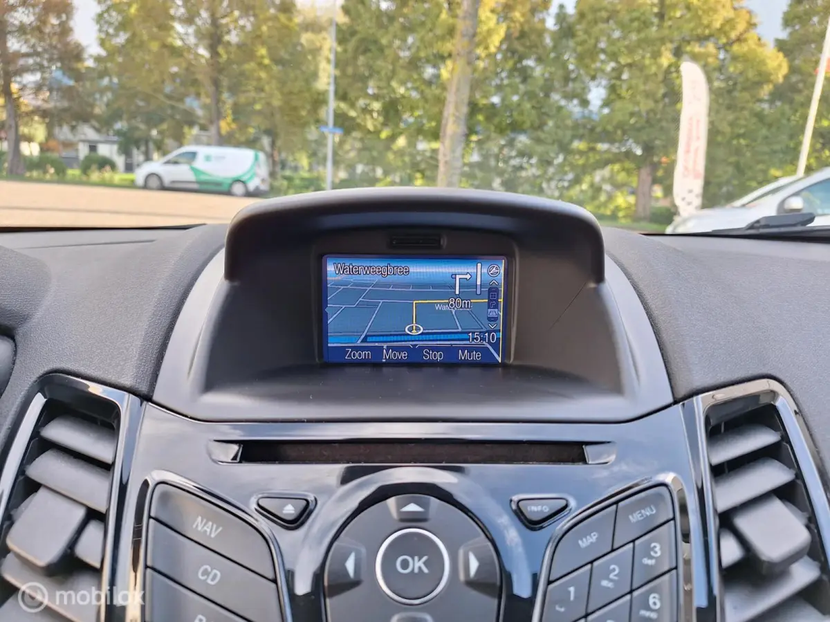 1.0 ECOBOOST TITANIUM • Cruise Control •