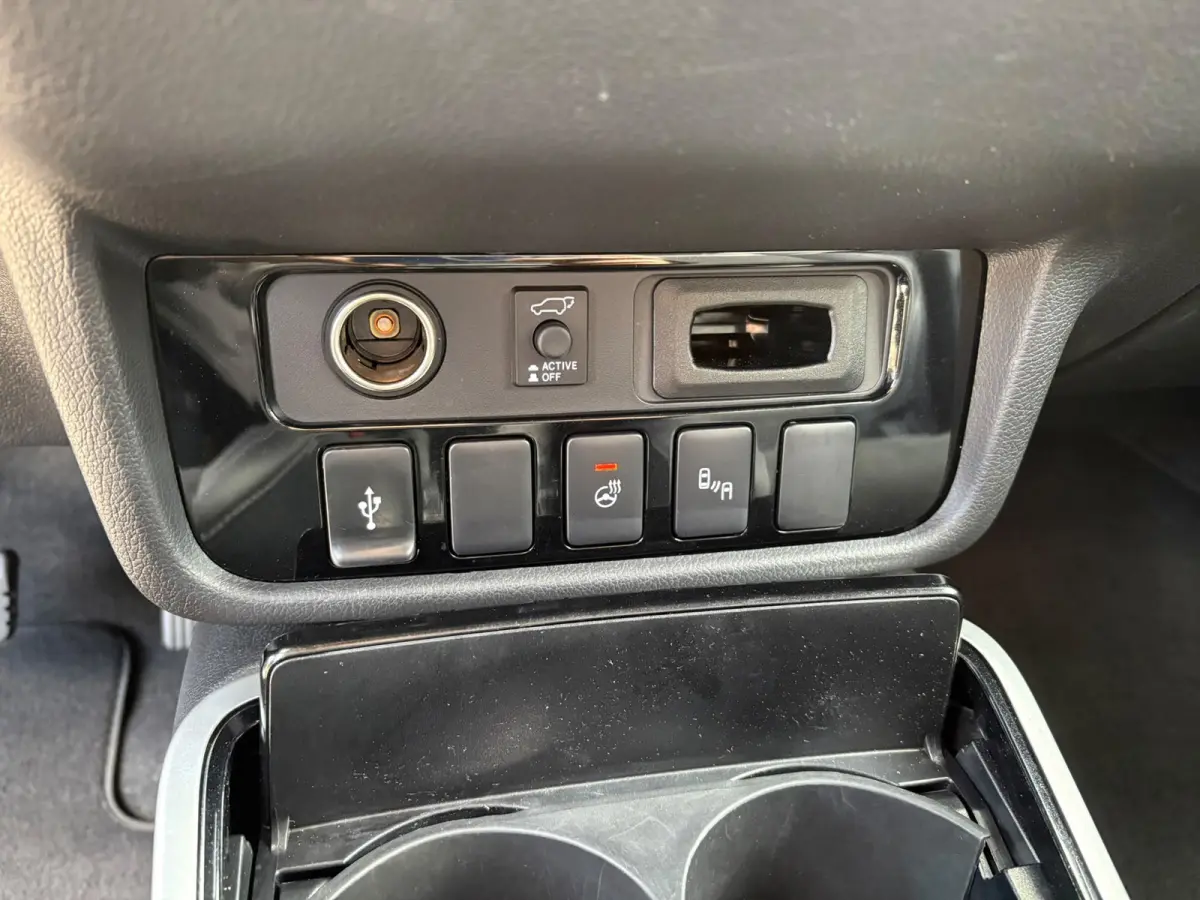 2.0 Benzine 4WD AUTOMAAT,LEER,CAMERA, 7 persoons