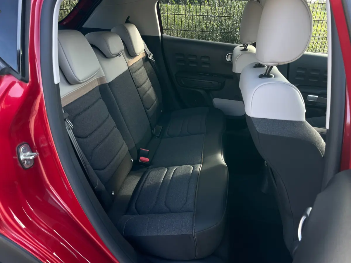 1.2 PureTech Shine | Camera | PDC | Carplay | Navi |