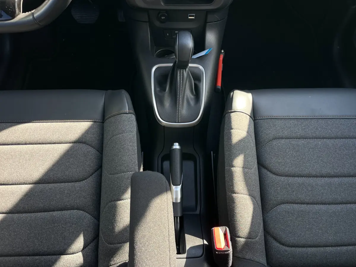 1.2 PureTech Shine | Camera | PDC | Carplay | Navi |