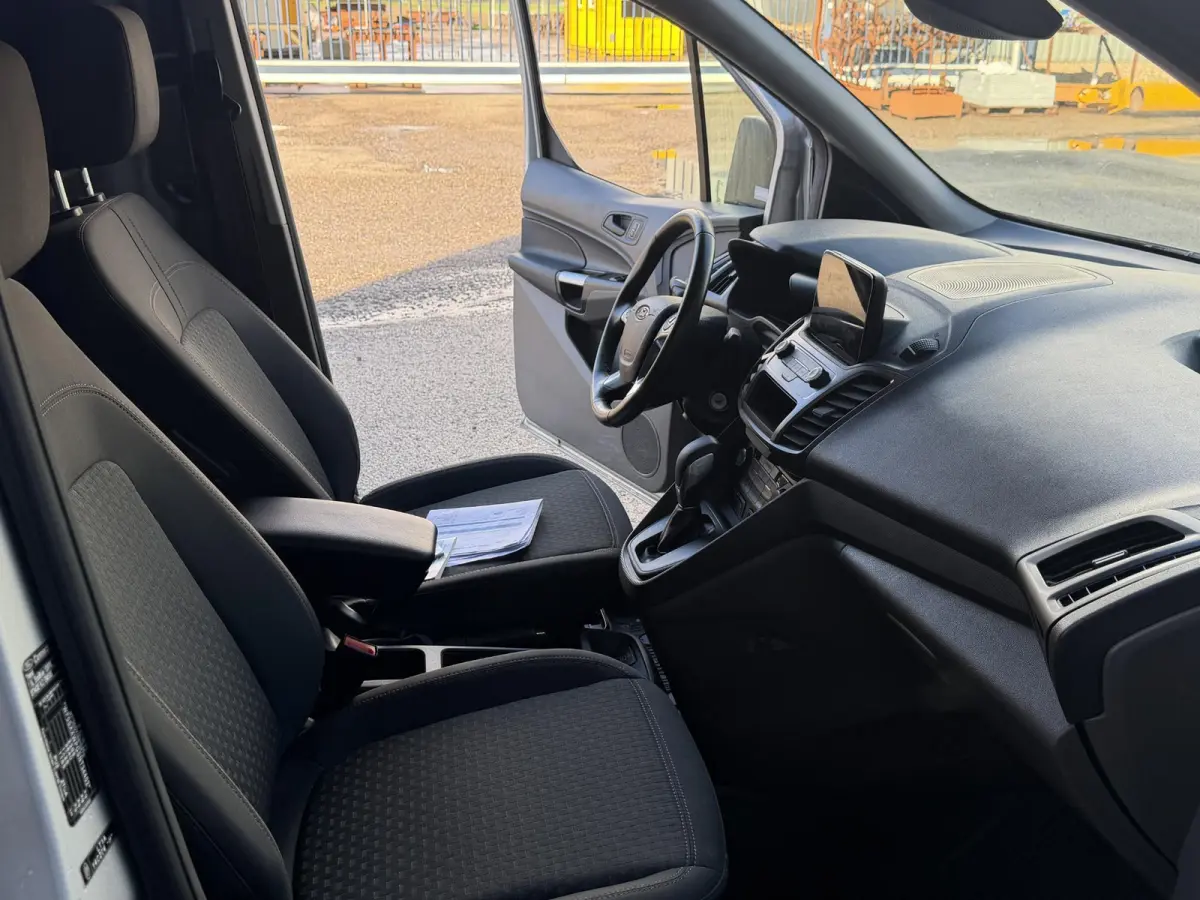 1.5 EcoBlue L2 Trend AIRCO / CRUISE CONTROLE / CARPLAY / STOELVERWARMING / LEES TEKST