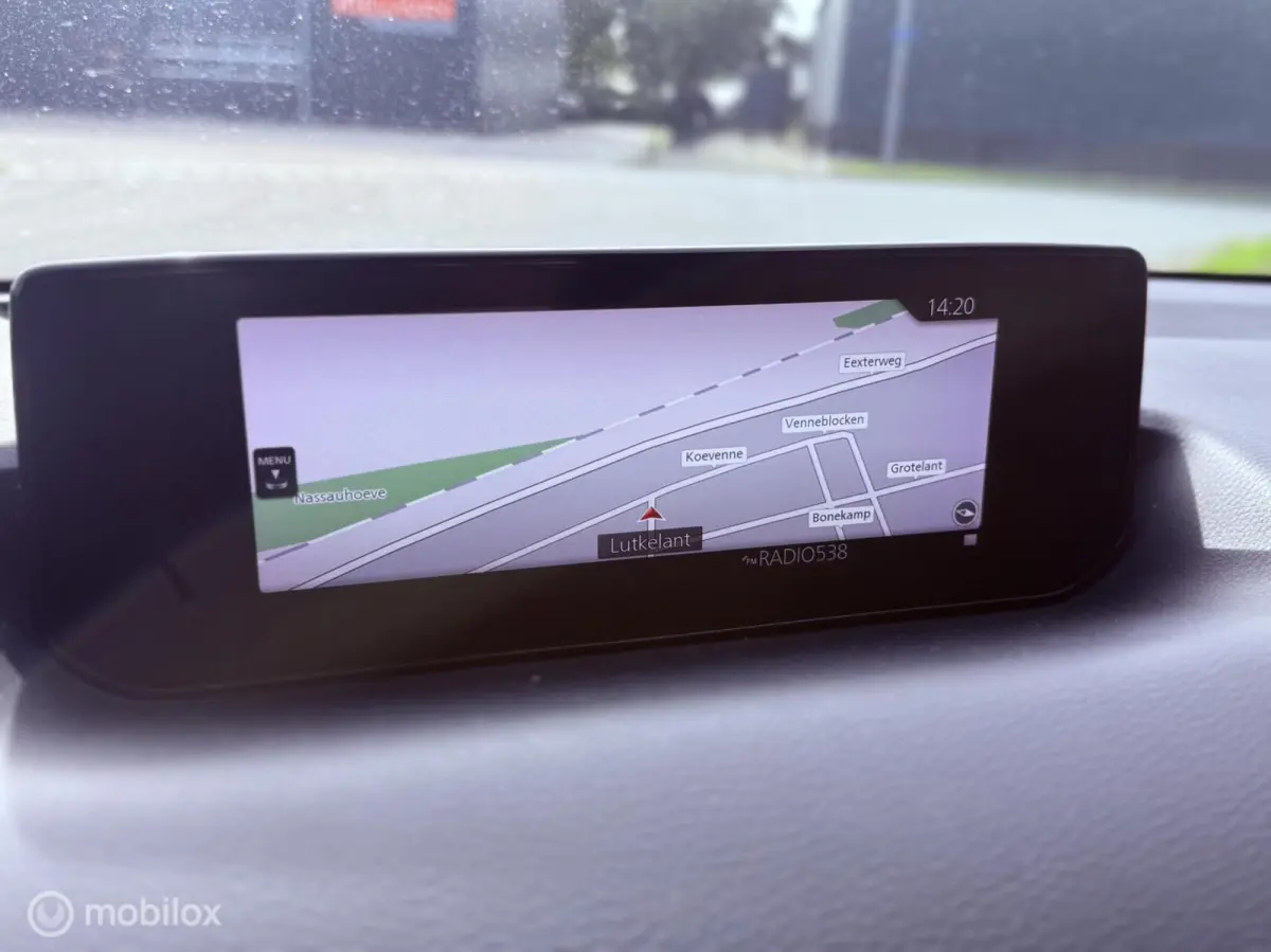 e-SkyActiv 145 | SOH 93% | ACCUGARANTIE | HUD | STOEL- & STUURVERWARMING | ADAPTIVE CRUISE | CAMERA | KEYLESS