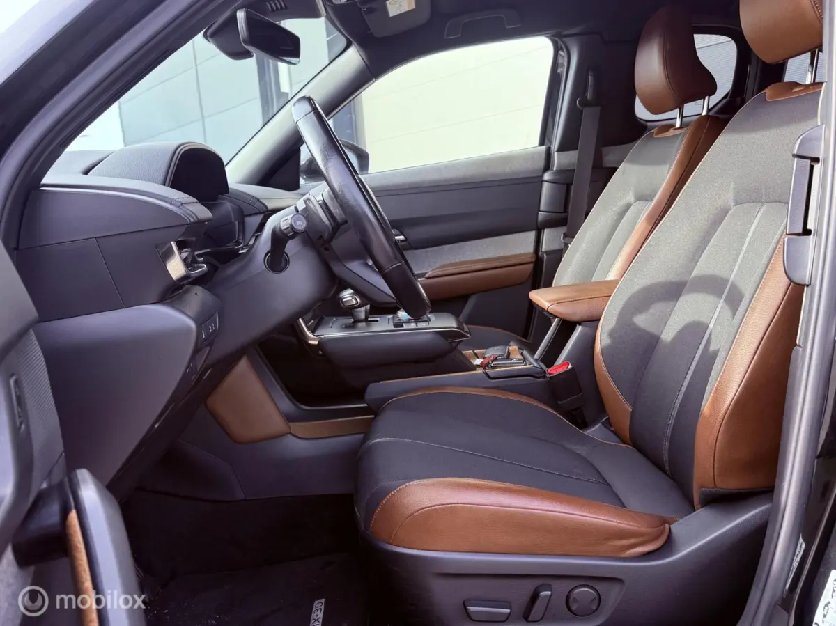 e-SkyActiv 145 | SOH 93% | ACCUGARANTIE | HUD | STOEL- & STUURVERWARMING | ADAPTIVE CRUISE | CAMERA | KEYLESS