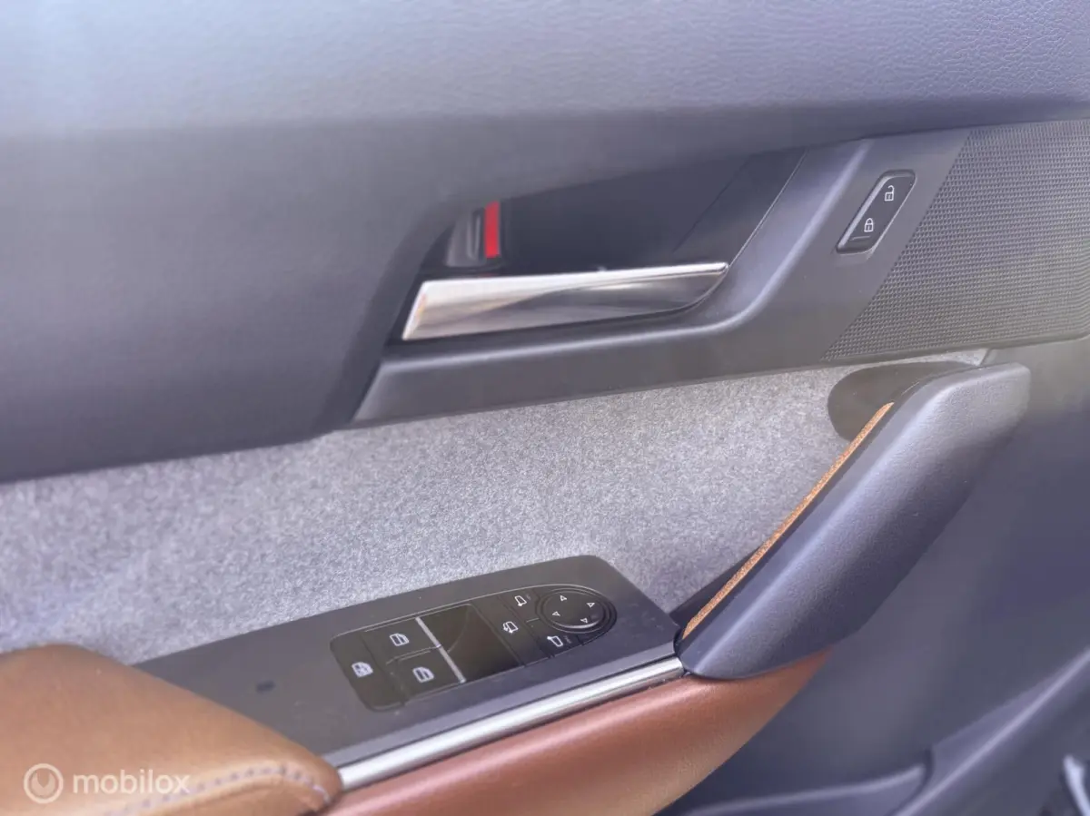 e-SkyActiv 145 | SOH 93% | ACCUGARANTIE | HUD | STOEL- & STUURVERWARMING | ADAPTIVE CRUISE | CAMERA | KEYLESS