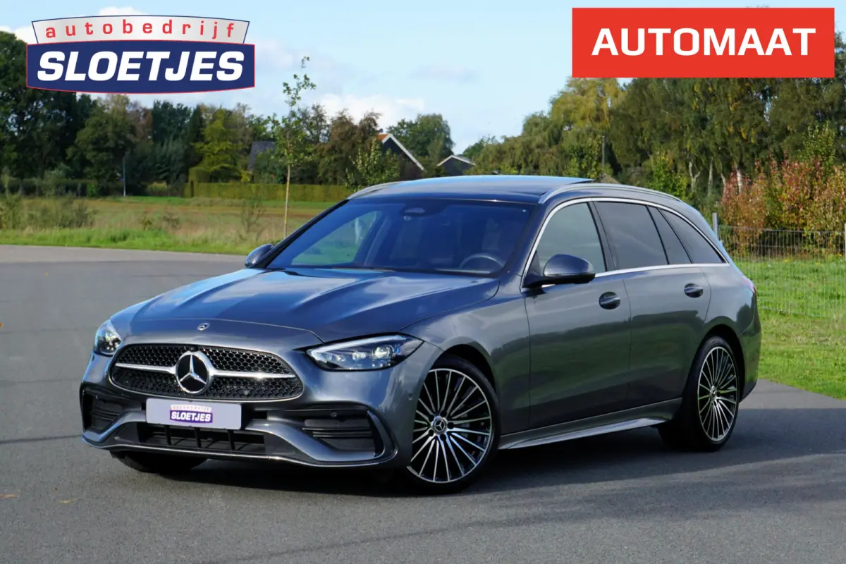300 AMG Line in nieuwstaat |BTW |Digital Light |Burmester geluid |Panoramadak |Selenietgrijs |19" AMG velgen |1e eigenaar |258 pk |Camera |Cruise |Navi