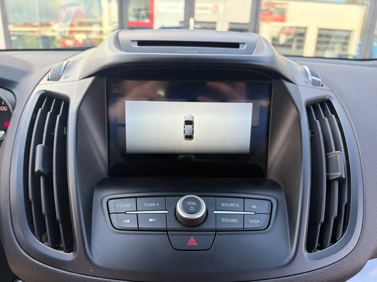 1.5 EcoBoost Titanium|Rijklaar prijs|Trekhaak|Elek. klep|Sensoren|Carplay|