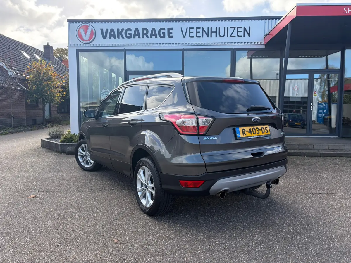 1.5 EcoBoost Titanium|Rijklaar prijs|Trekhaak|Elek. klep|Sensoren|Carplay|