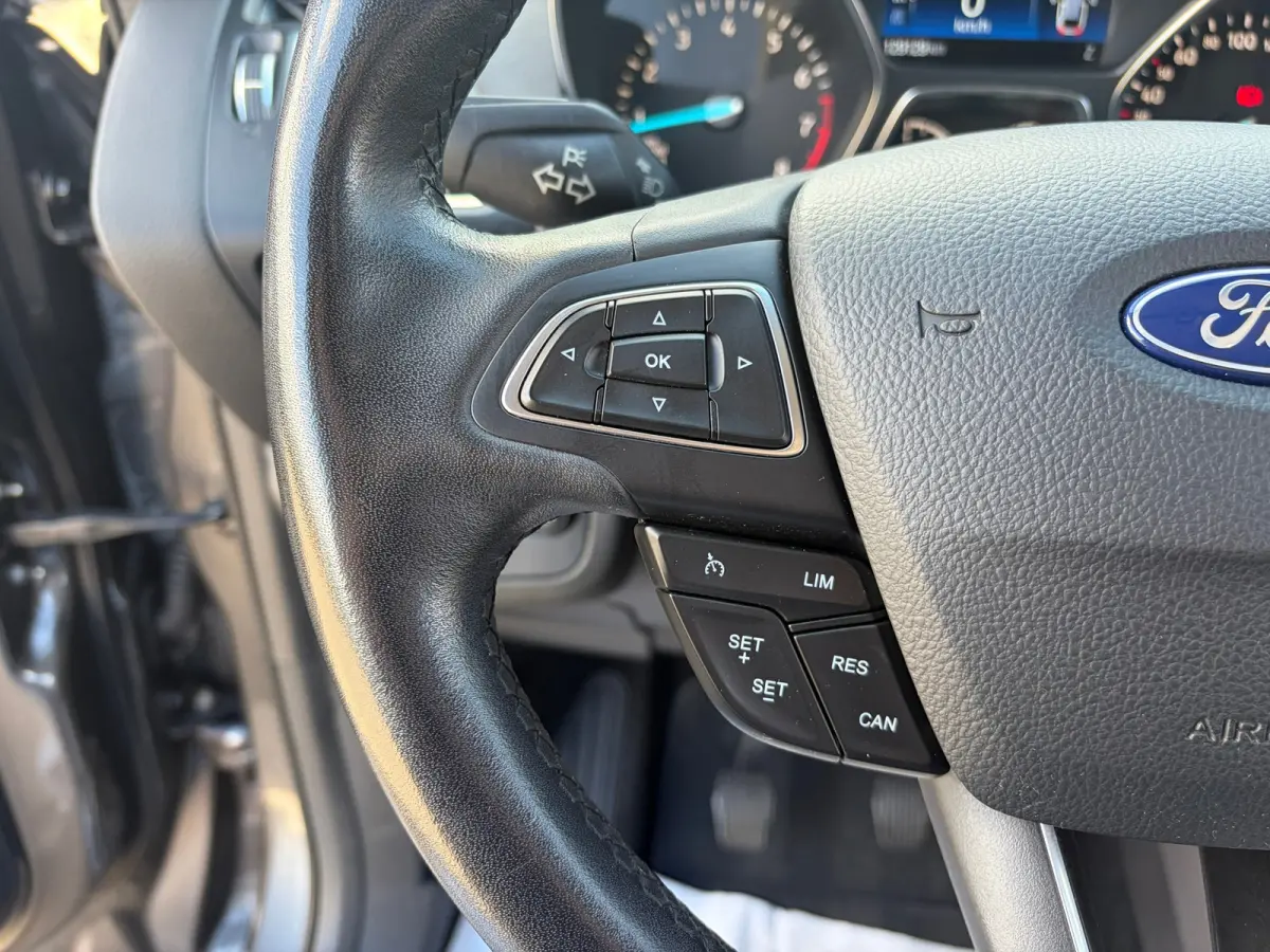1.5 EcoBoost Titanium|Rijklaar prijs|Trekhaak|Elek. klep|Sensoren|Carplay|