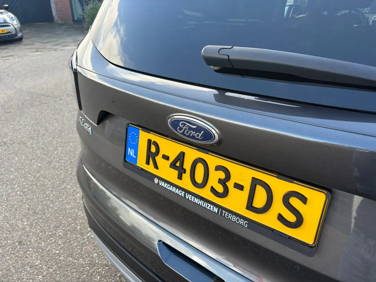 1.5 EcoBoost Titanium|Rijklaar prijs|Trekhaak|Elek. klep|Sensoren|Carplay|