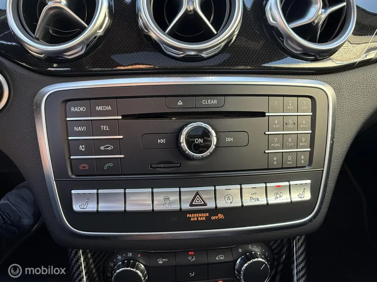 AMG 45 4MATIC, Night pakket, Camera, Pano, Performance Exhaust, Dealer onderhouden, apk 08-2027