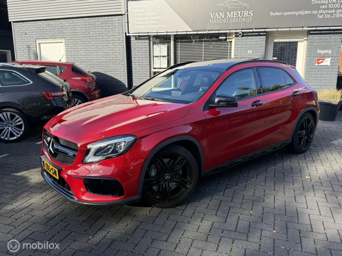 AMG 45 4MATIC, Night pakket, Camera, Pano, Performance Exhaust, Dealer onderhouden, apk 08-2027