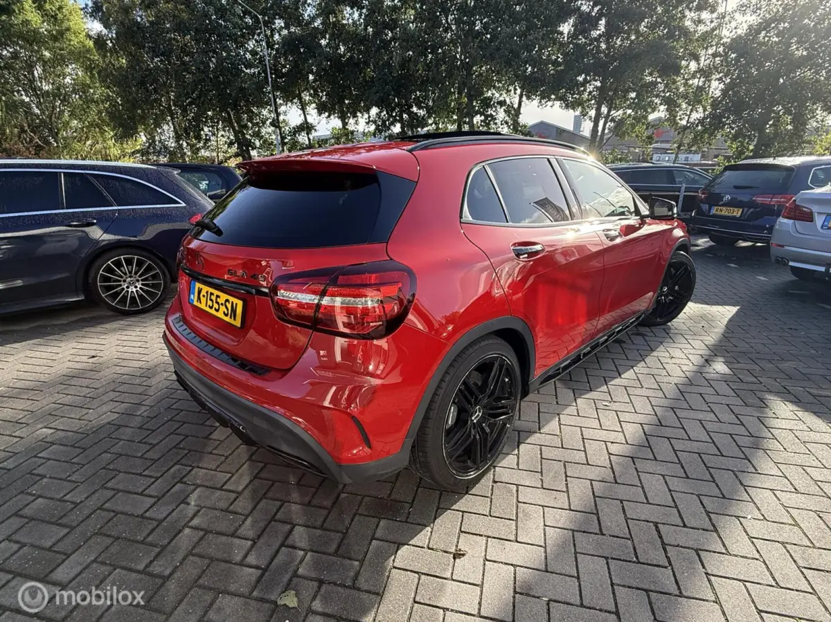 AMG 45 4MATIC, Night pakket, Camera, Pano, Performance Exhaust, Dealer onderhouden, apk 08-2027