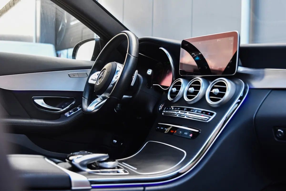 300 e AMG Night Edition, Pano, Luchtvering, Burmester, 360, Virtual, Multibeam, Keyless. CarPlay!