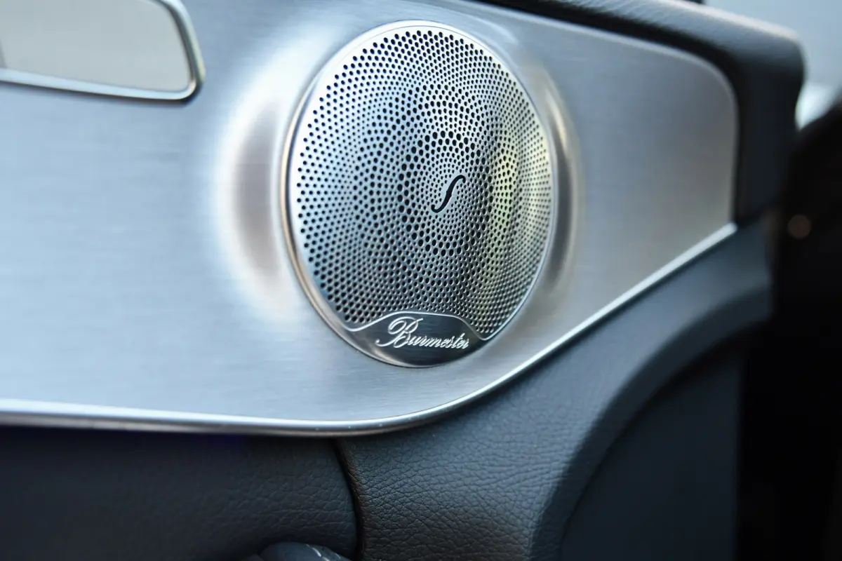 300 e AMG Night Edition, Pano, Luchtvering, Burmester, 360, Virtual, Multibeam, Keyless. CarPlay!