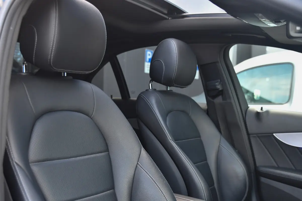 300 e AMG Night Edition, Pano, Luchtvering, Burmester, 360, Virtual, Multibeam, Keyless. CarPlay!