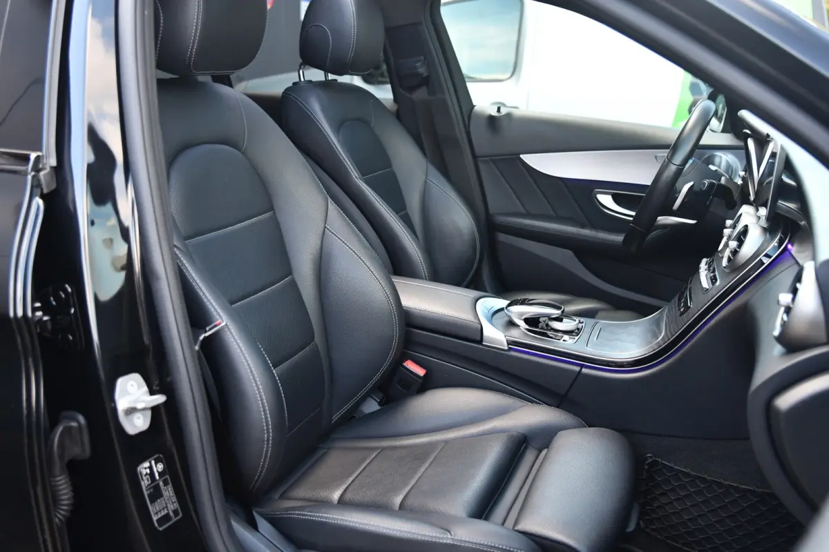 300 e AMG Night Edition, Pano, Luchtvering, Burmester, 360, Virtual, Multibeam, Keyless. CarPlay!