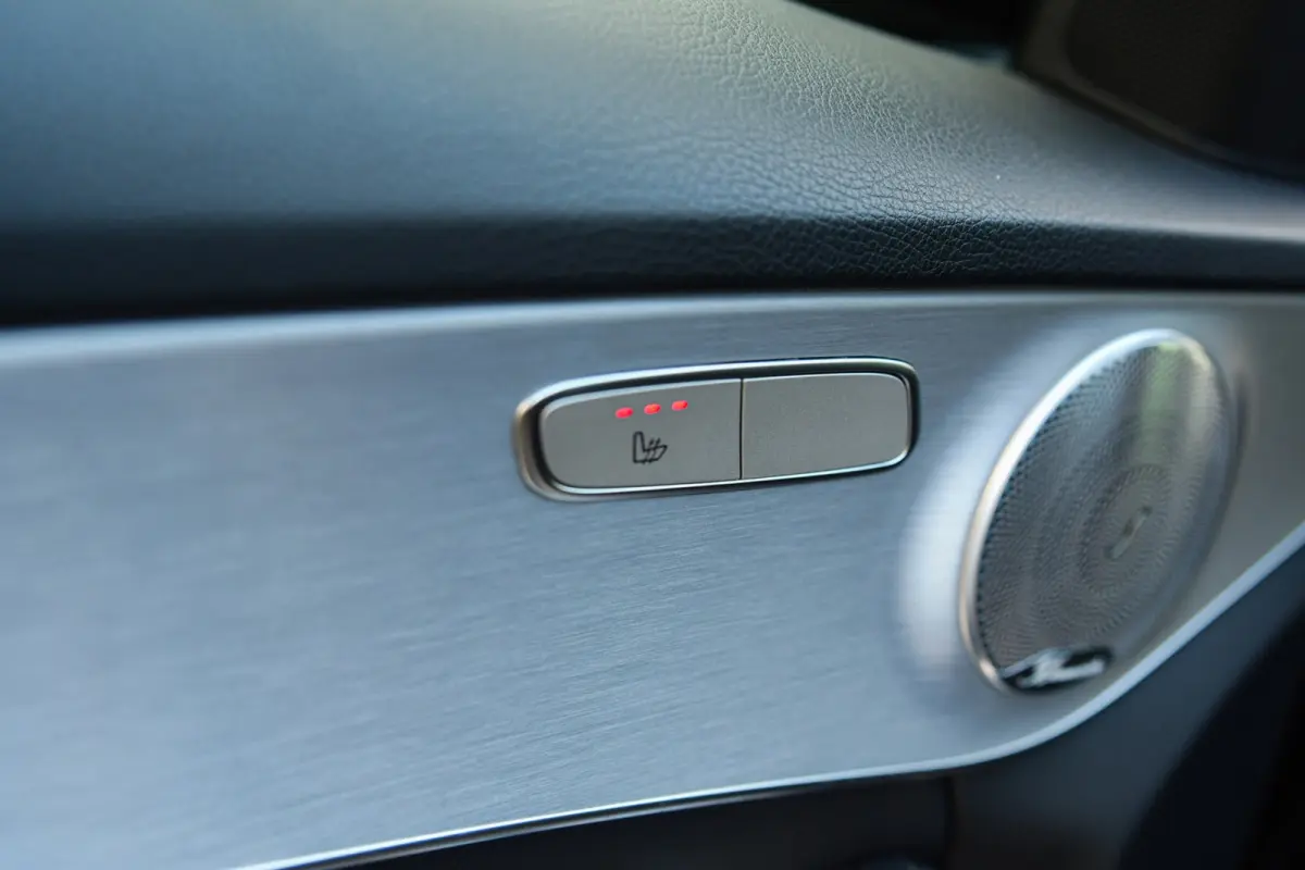 300 e AMG Night Edition, Pano, Luchtvering, Burmester, 360, Virtual, Multibeam, Keyless. CarPlay!
