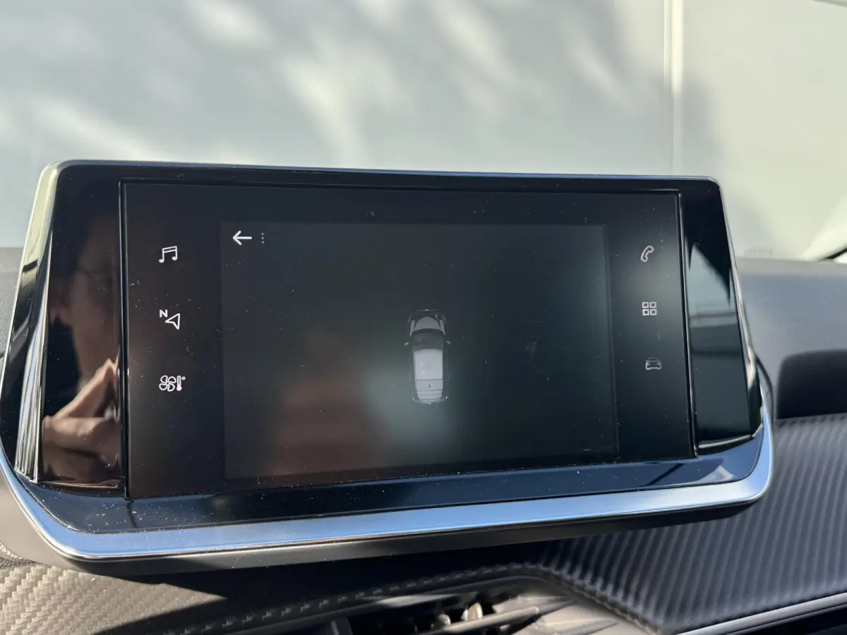1.2 PureTech Active Pack | Cruise control | Parkeerhulp | Apple Carplay/Android Auto