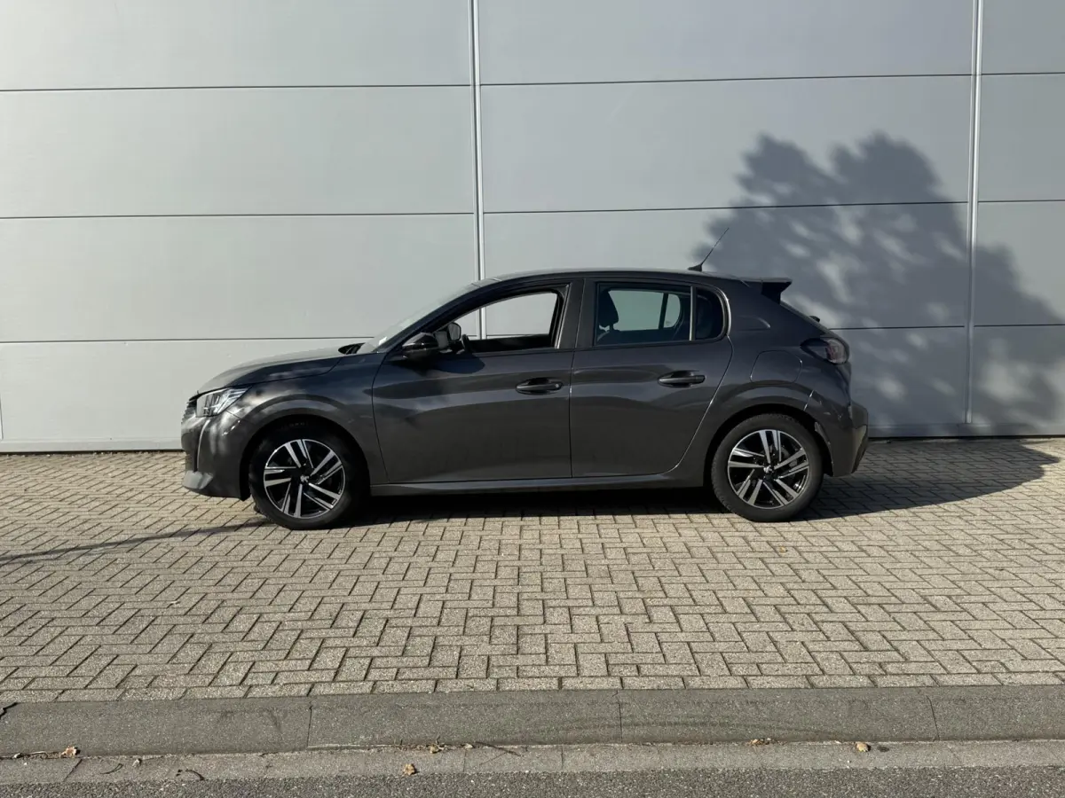 1.2 PureTech Active Pack | Cruise control | Parkeerhulp | Apple Carplay/Android Auto
