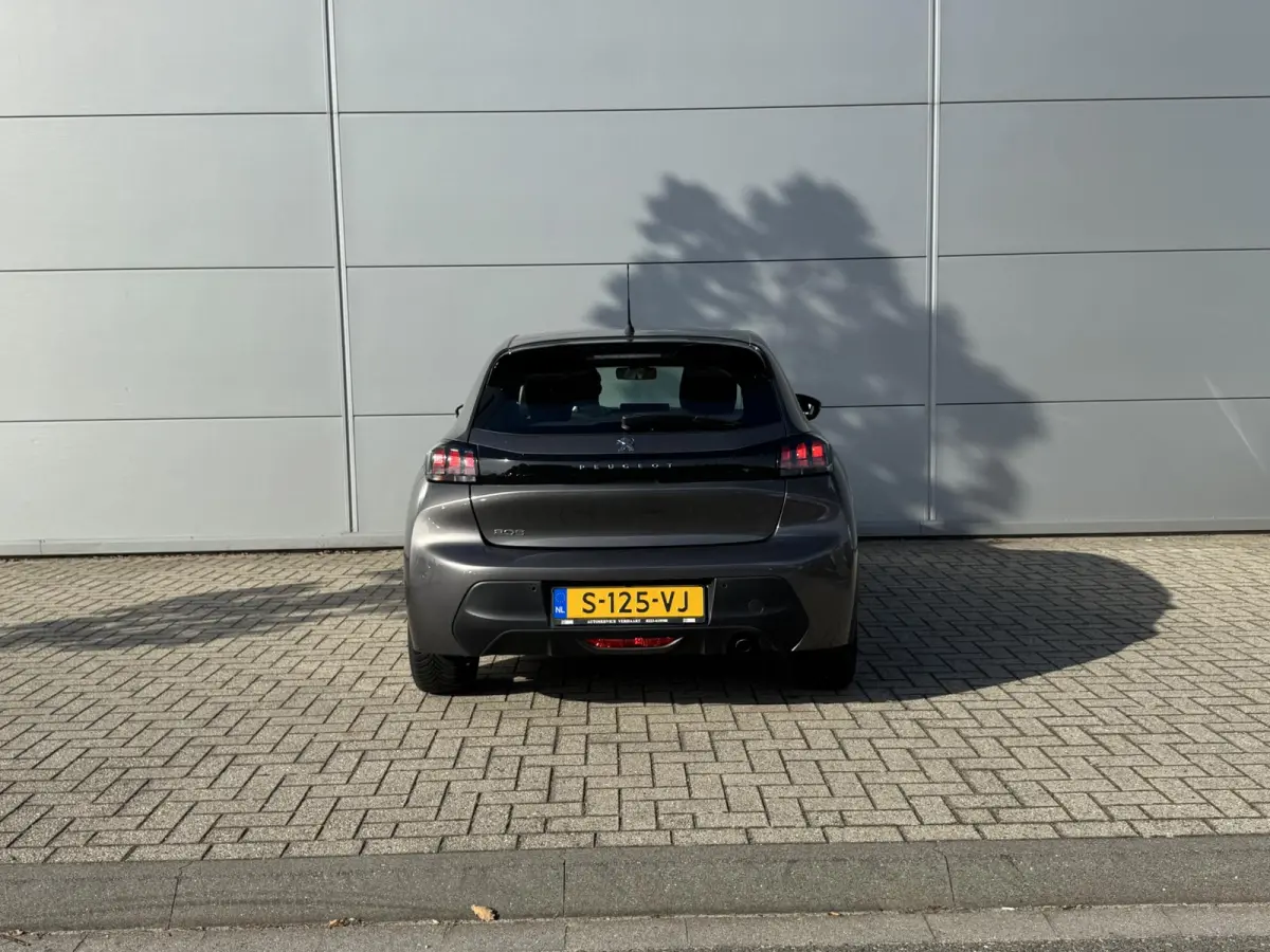 1.2 PureTech Active Pack | Cruise control | Parkeerhulp | Apple Carplay/Android Auto
