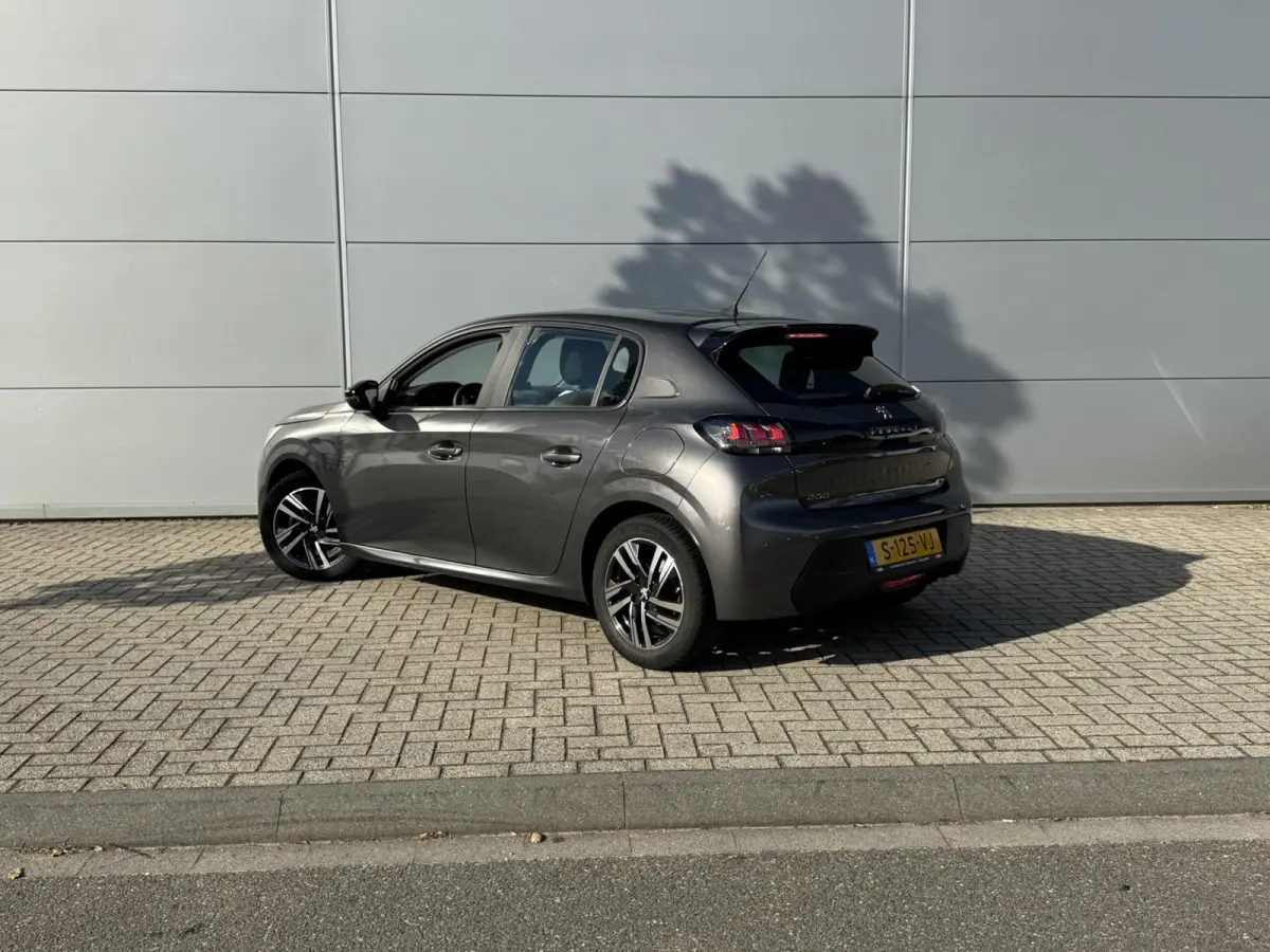 1.2 PureTech Active Pack | Cruise control | Parkeerhulp | Apple Carplay/Android Auto