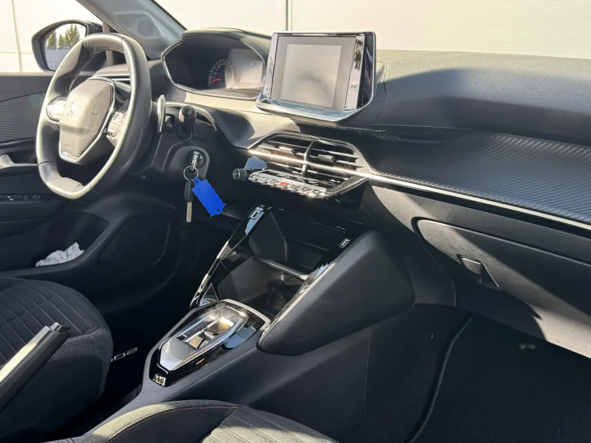 1.2 PureTech Active Pack | Cruise control | Parkeerhulp | Apple Carplay/Android Auto