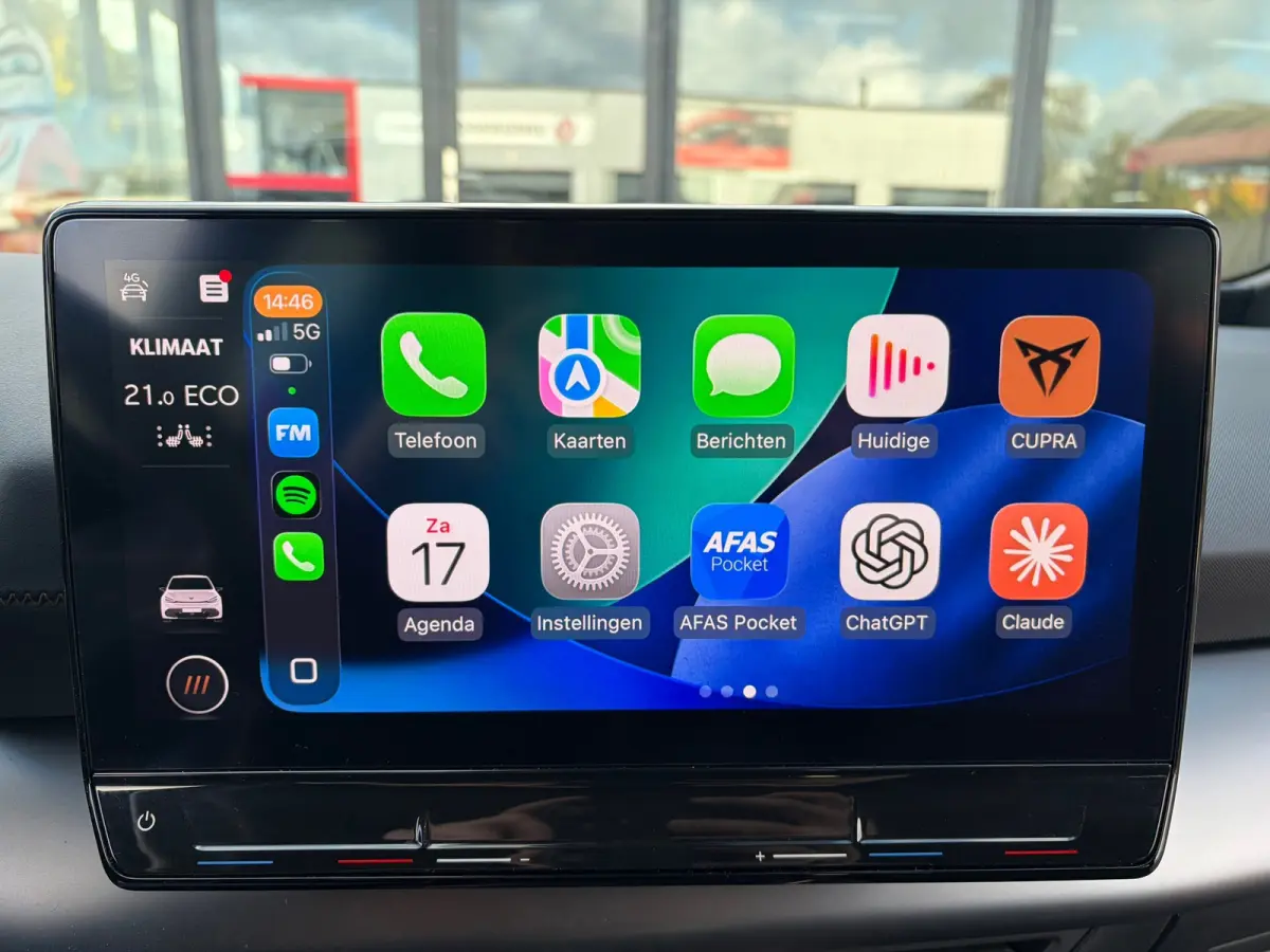 Performance 62 kWh |Rijklaar prijs|Camera|ACC|Stoel/stuur verw.|Carplay|