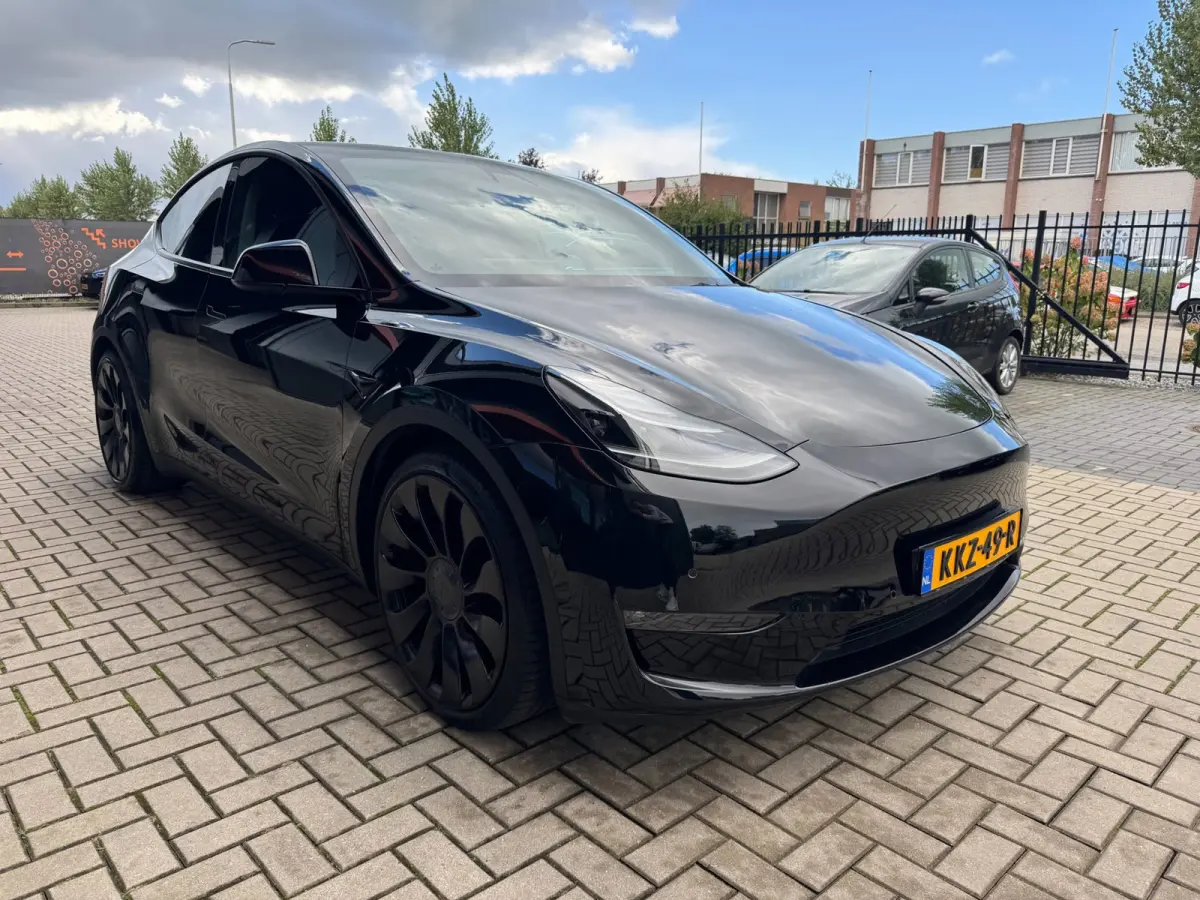 Performance AWD 75 kWh