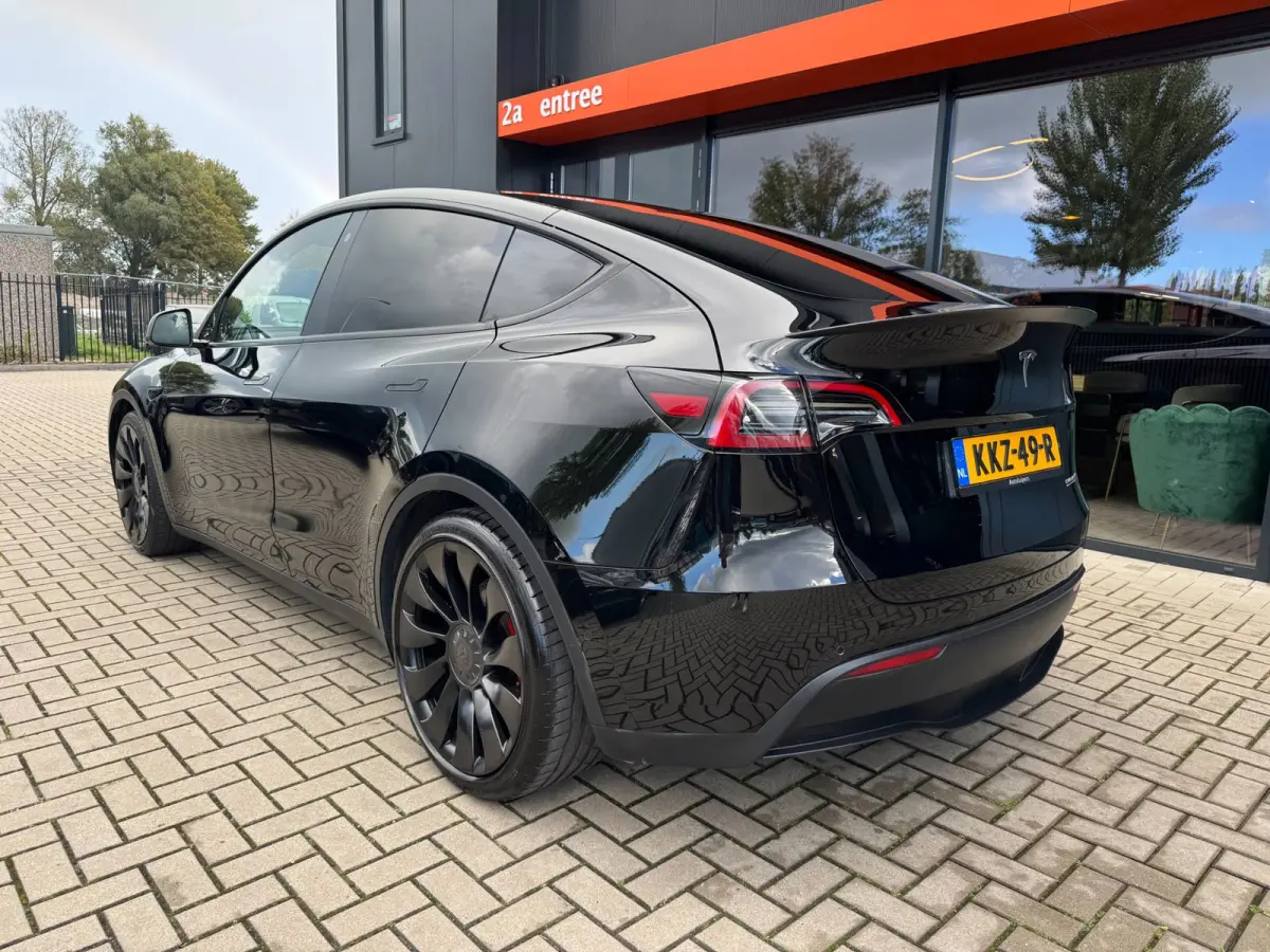 Performance AWD 75 kWh