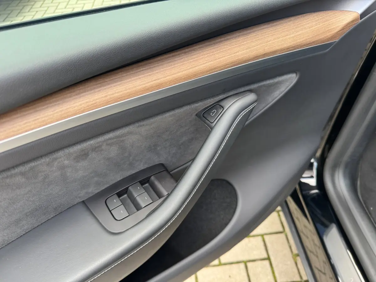 Performance AWD 75 kWh