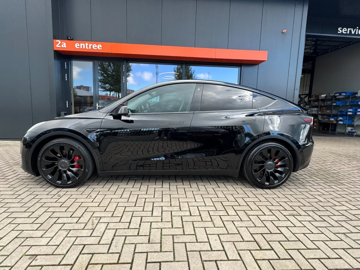 Performance AWD 75 kWh