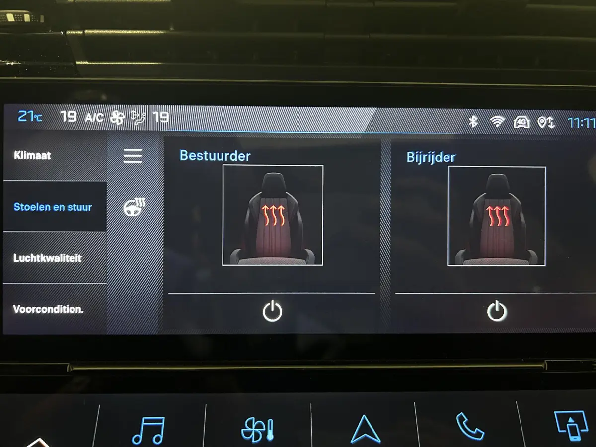 GT Avantage 58 kWh | PANORAMADAK | FOCAL HI-FI | ALCANTARA | STOEL- EN STUURVERWARMING |
