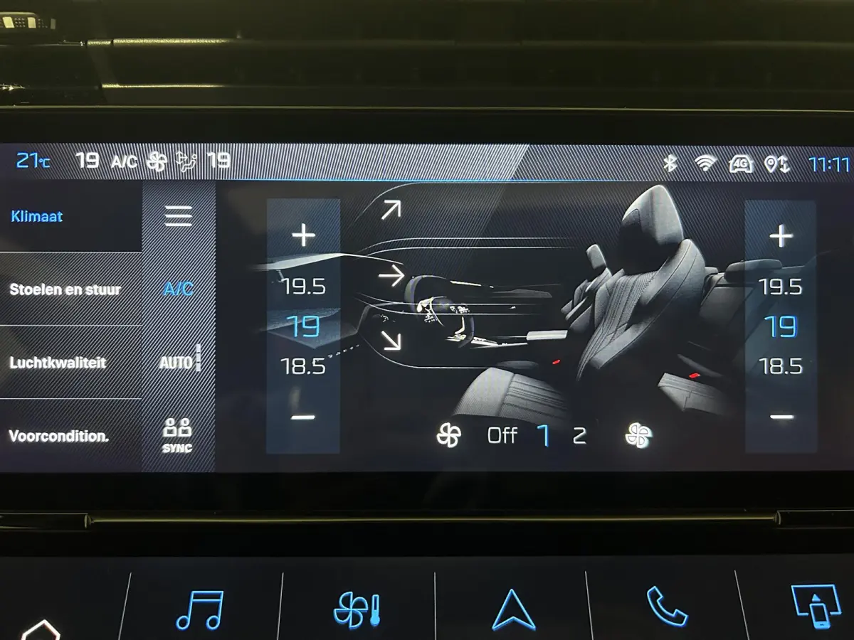 GT Avantage 58 kWh | PANORAMADAK | FOCAL HI-FI | ALCANTARA | STOEL- EN STUURVERWARMING |