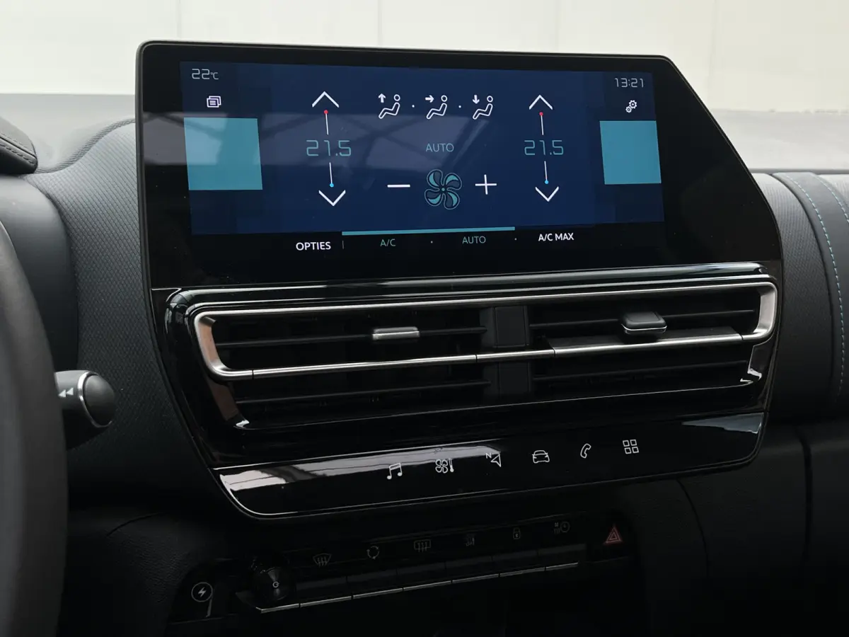 Plug-in Hybrid 225pk EAT8 Max | Automaat | Panoramadak | 19'' Art Black |