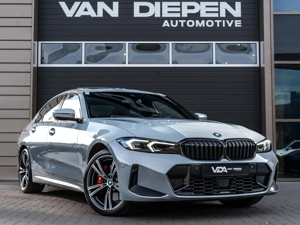 330e xDrive - M-Sport Pro l Pano l ACC l Laser l Carbon l 19''