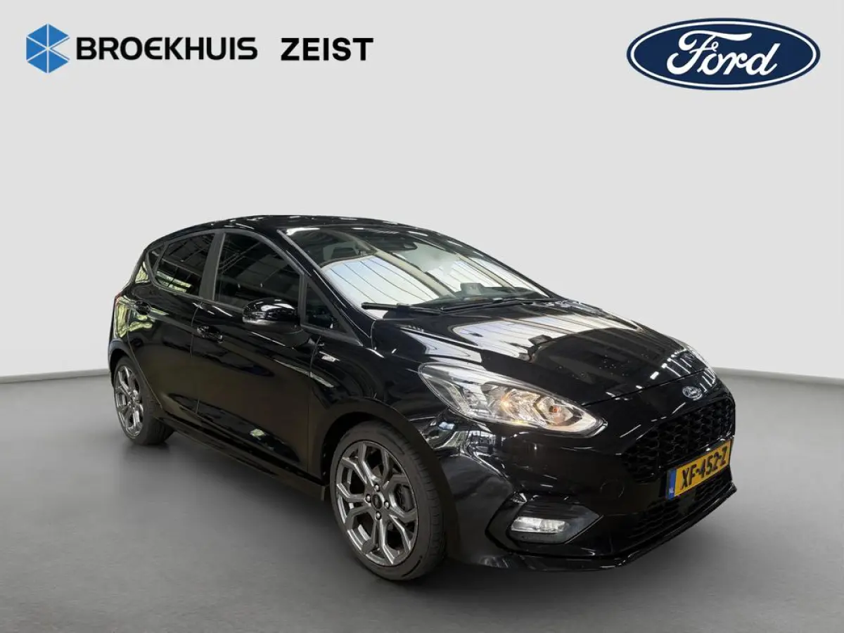 1.0 EcoBoost ST-Line | Apple carplay / Andriod auto | Privacy-glass | 17 INCH | DAB-audio